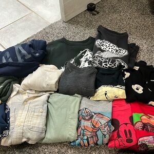 LOT OF BOYS LONG SLEEVE SHIRTS AND SWEATERS